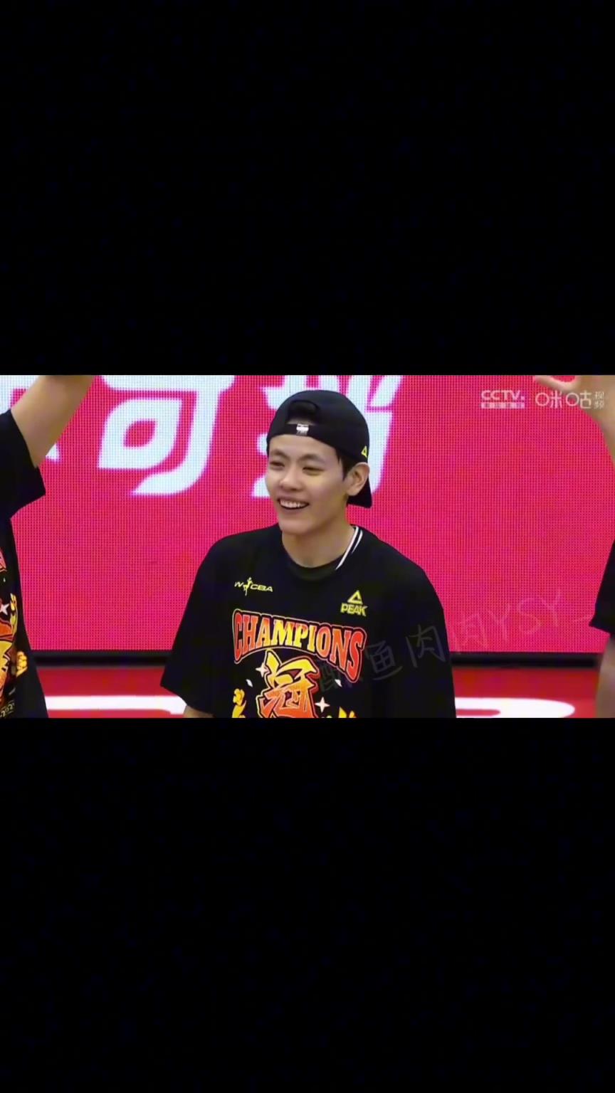 以小搏大以弱勝?gòu)?qiáng) ；從不被看好，到站到最高的領(lǐng)獎(jiǎng)臺(tái)...